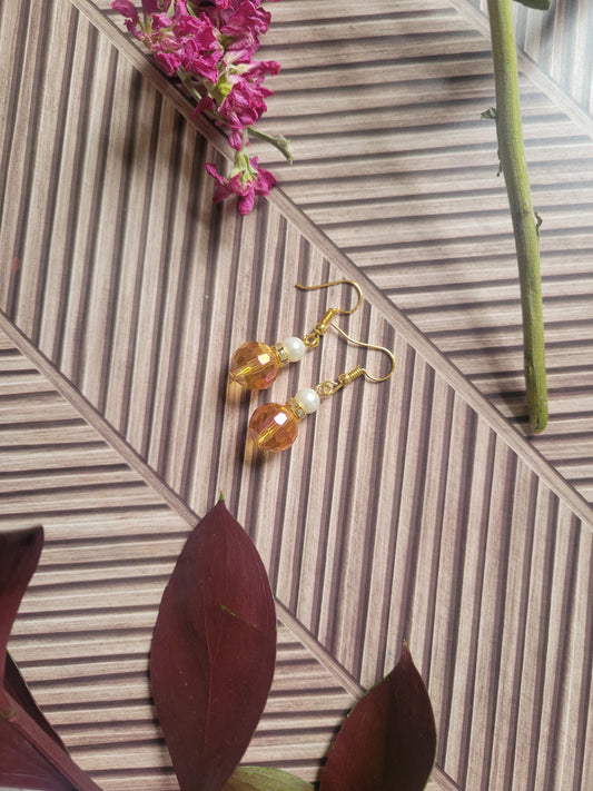 2 Bead Earrings With Small Pearl