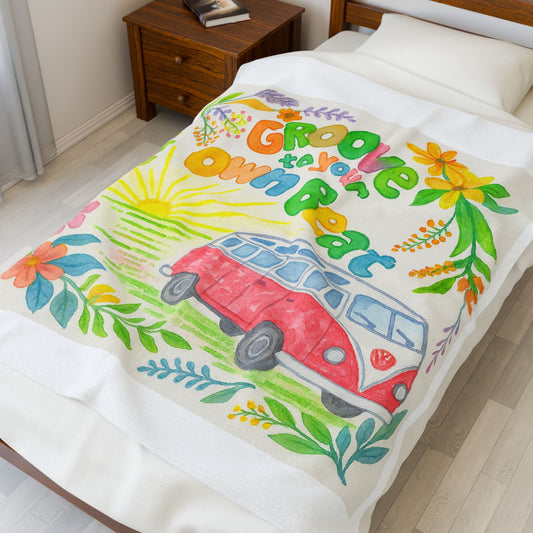 Groove to Your Own Beat Velveteen Plush Blanket – Cozy Floral Design for Relaxation and Travel